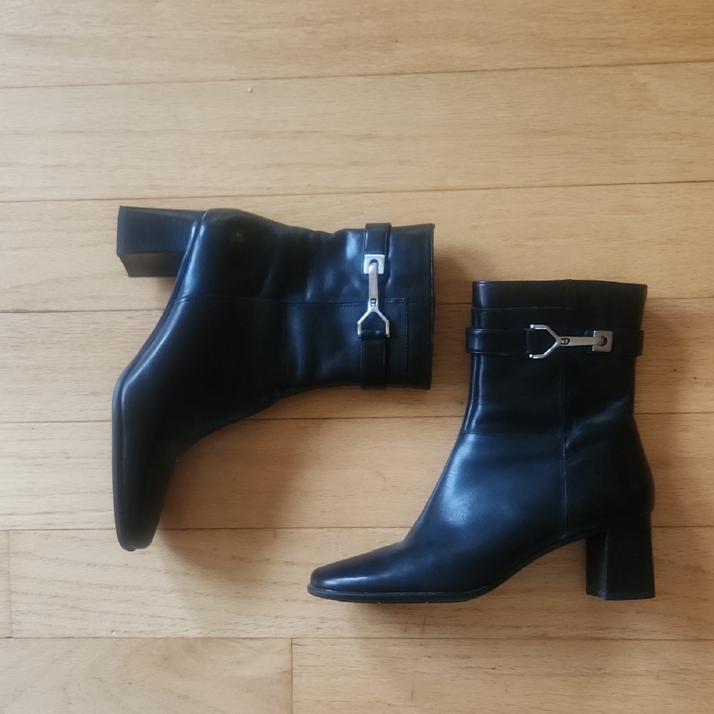 Etienne Aigner Chunky Heeled Boots